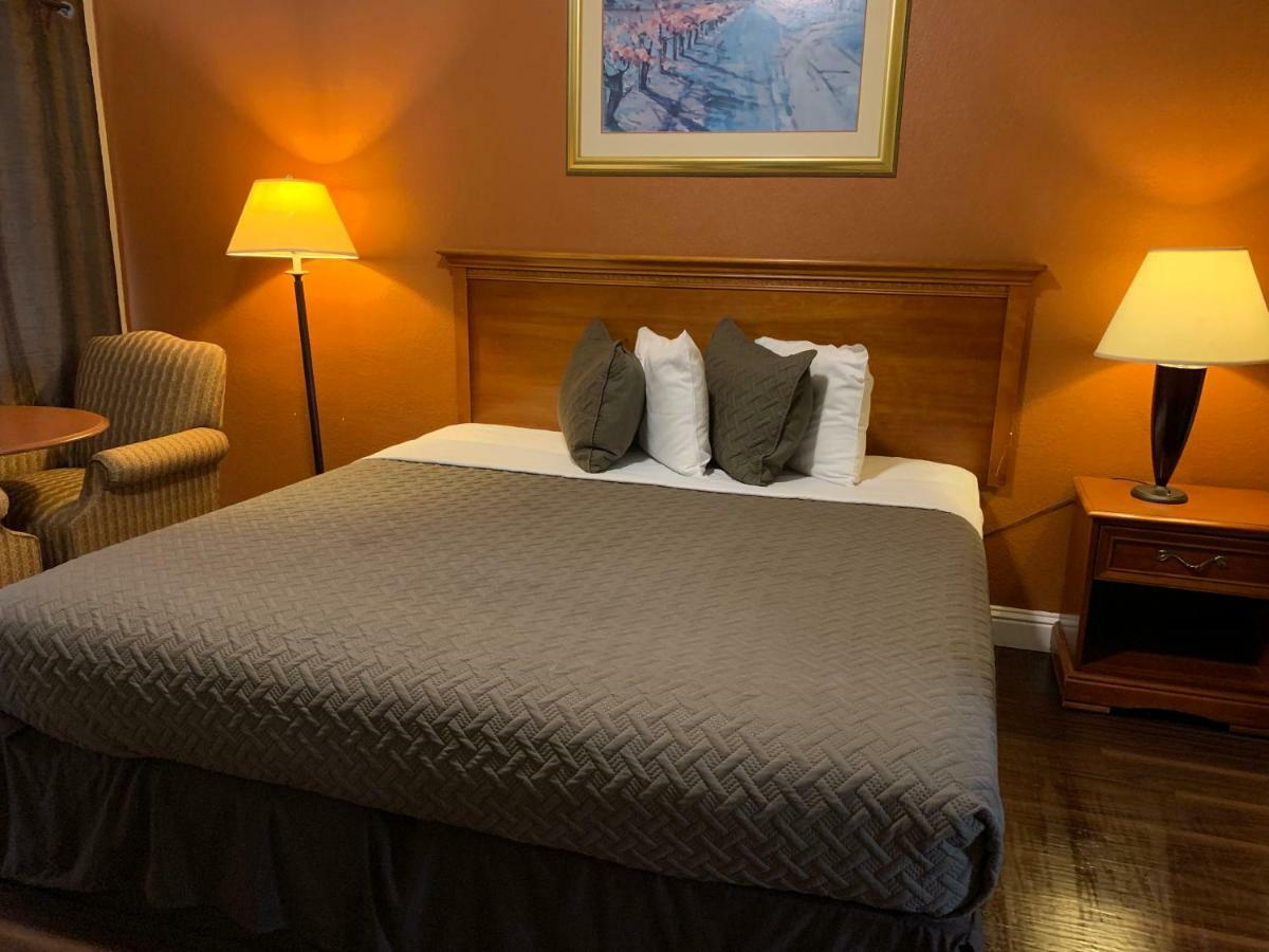 El Rancho Motel Stockton Bagian luar foto